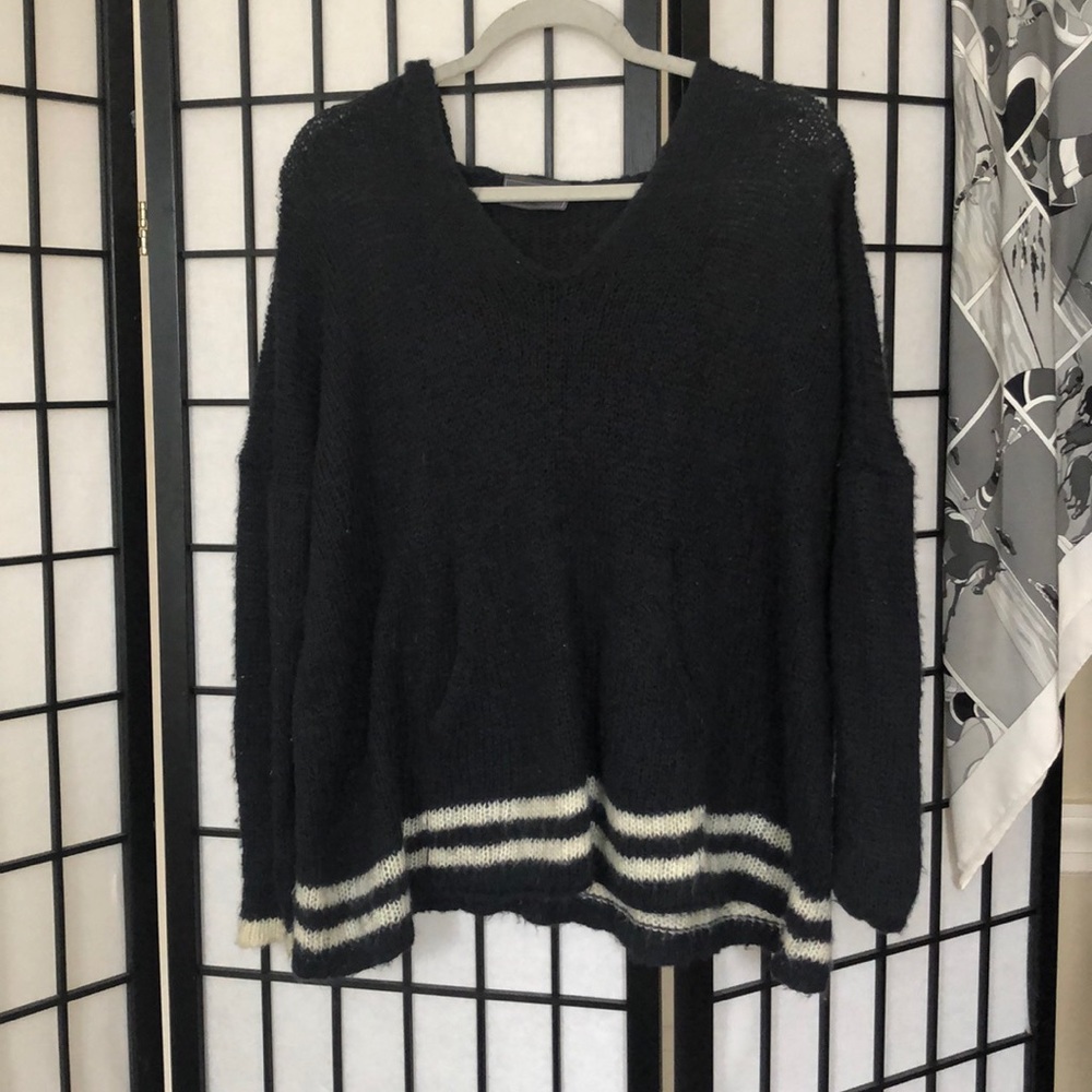 Wooden ships sweater